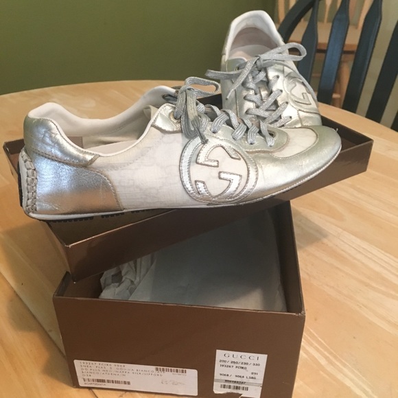 men's jungle moc explorer